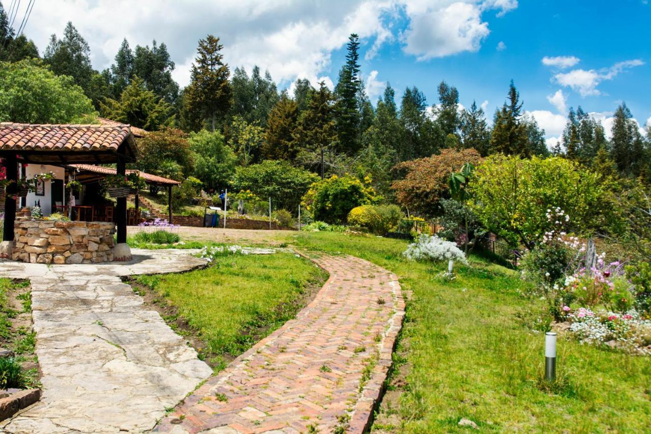 Villa Patty Tibasosa Buitenkant foto
